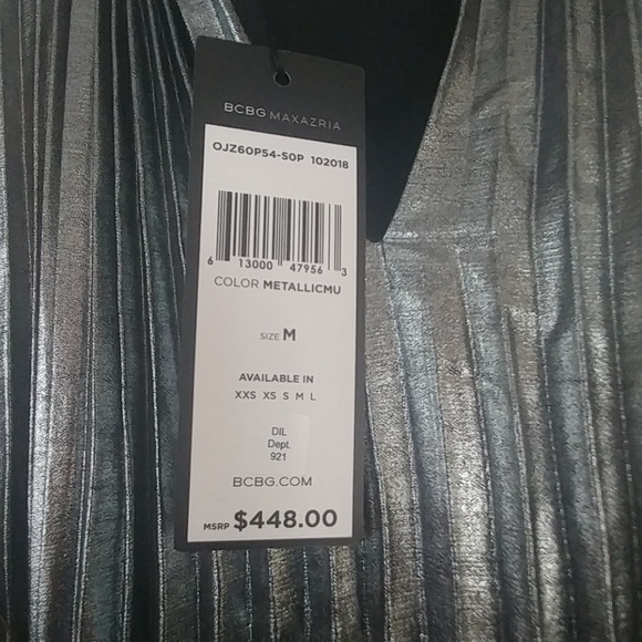 BCBG Metallic Color-blocked Pleated Gown - Picture 6 of 8